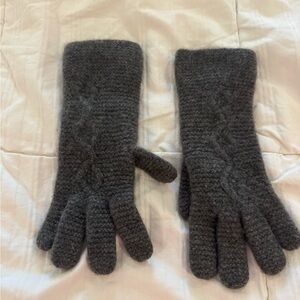 Gray Knit Women's Gloves